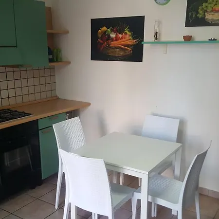 בית נופש Con Piscina 13 טורה דל'אורסו